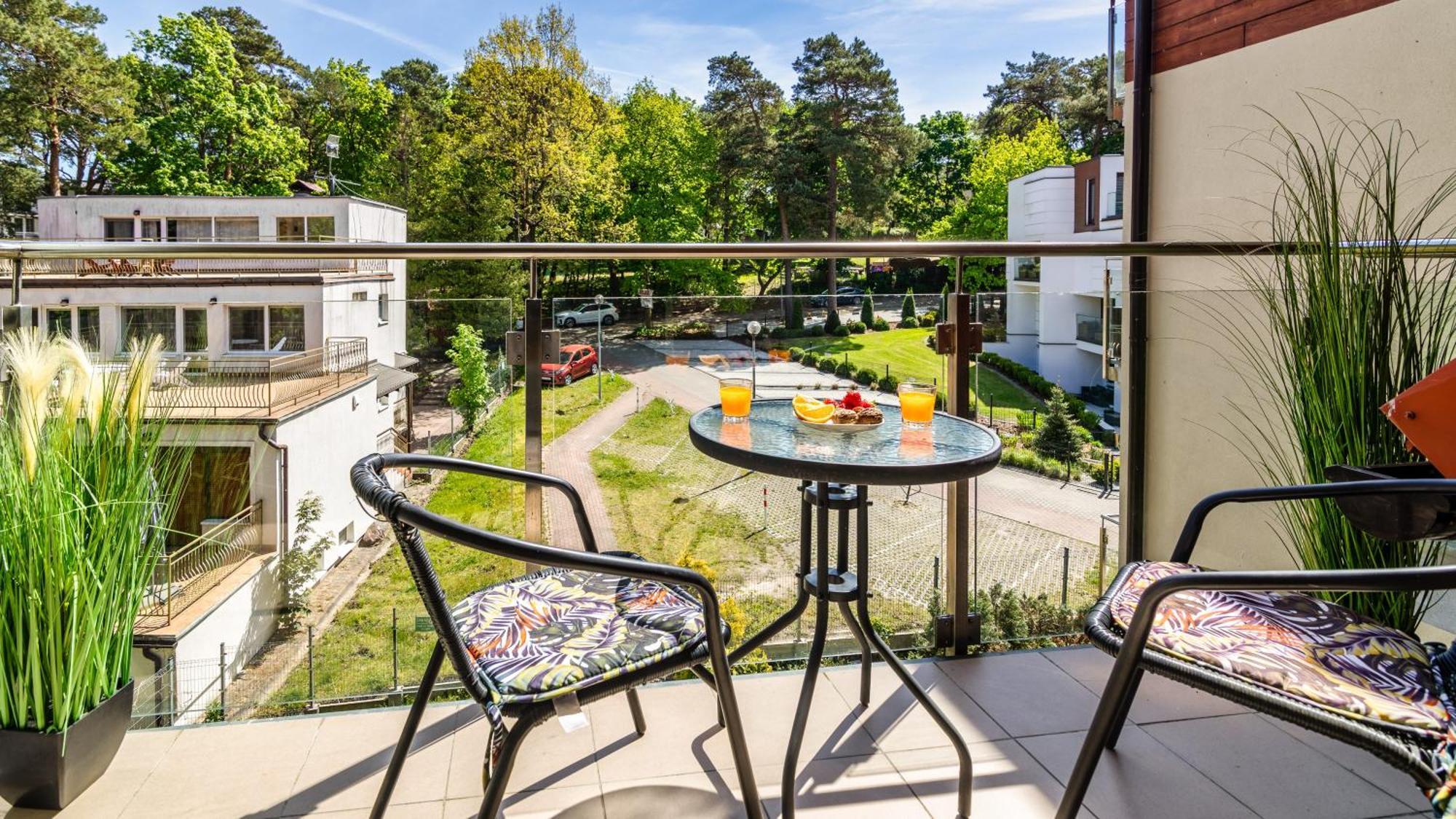 Morskie Apartamenty Przy Plazy Piamola Krynica Morska Ngoại thất bức ảnh