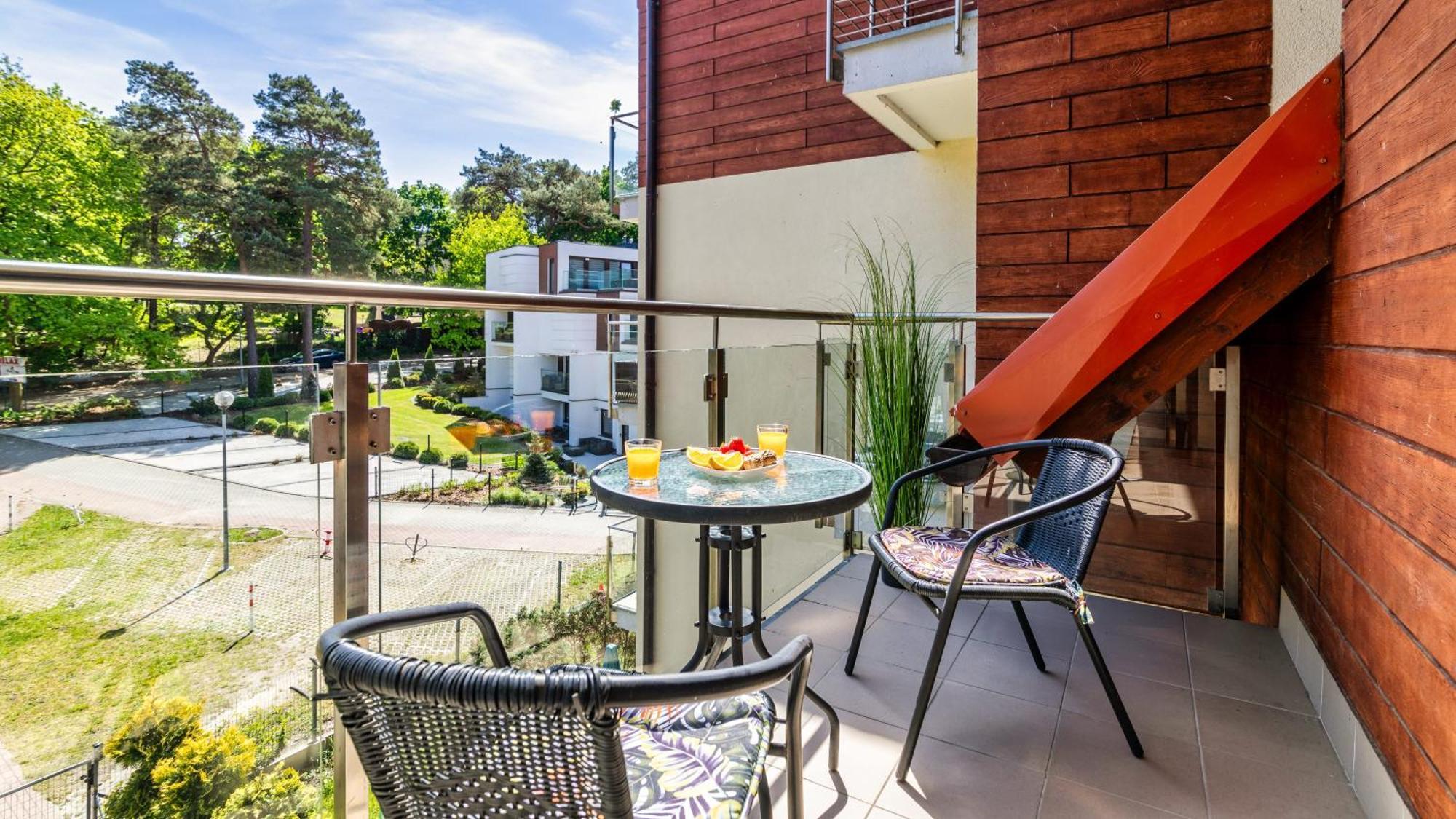 Morskie Apartamenty Przy Plazy Piamola Krynica Morska Ngoại thất bức ảnh